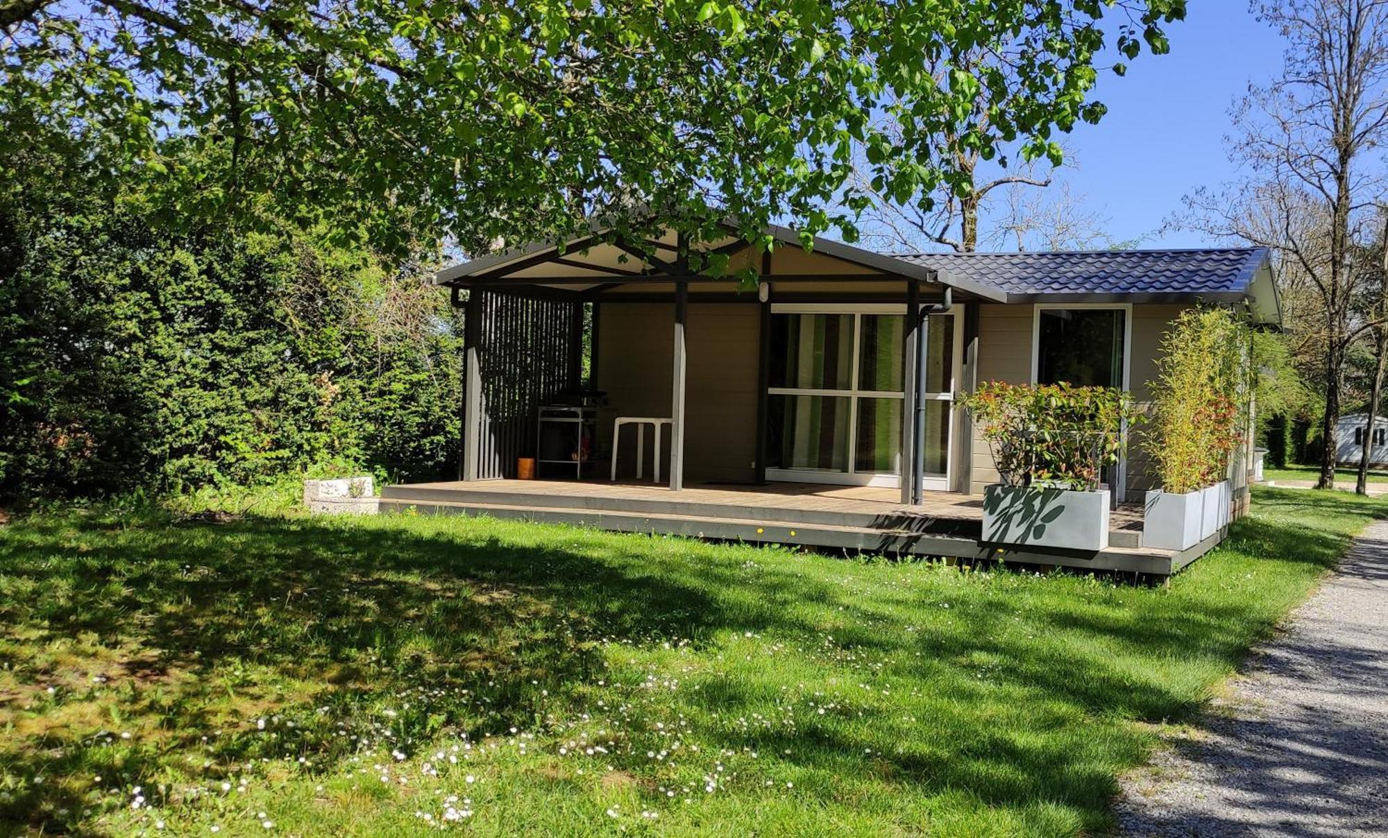Camping Au Tour De L'Aveyron 洛斯彼特勒特杜拉兹 外观 照片